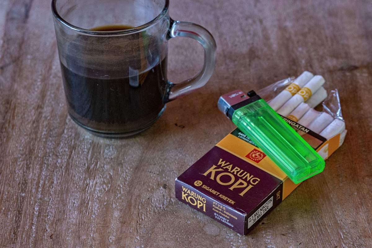12 kretek warung kopi