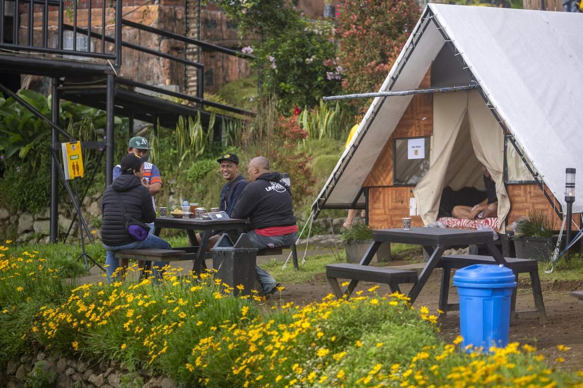 76 Hepppii Community Camp 