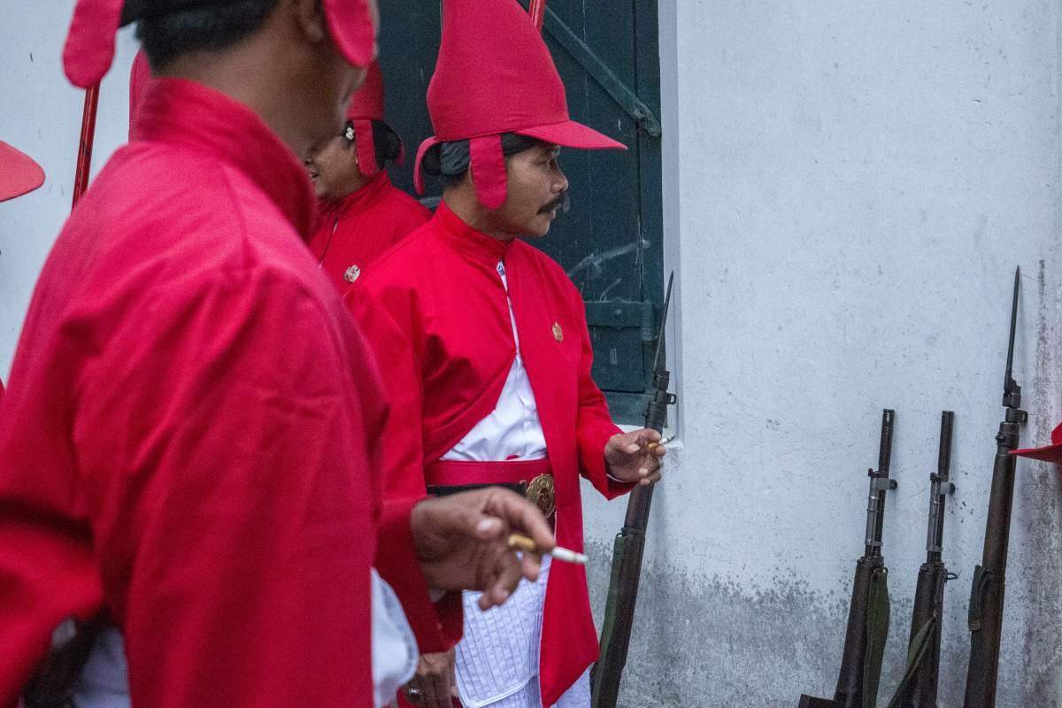 Abdi Dalem Prajurit Lombok Abang Kraton Yogyakarta