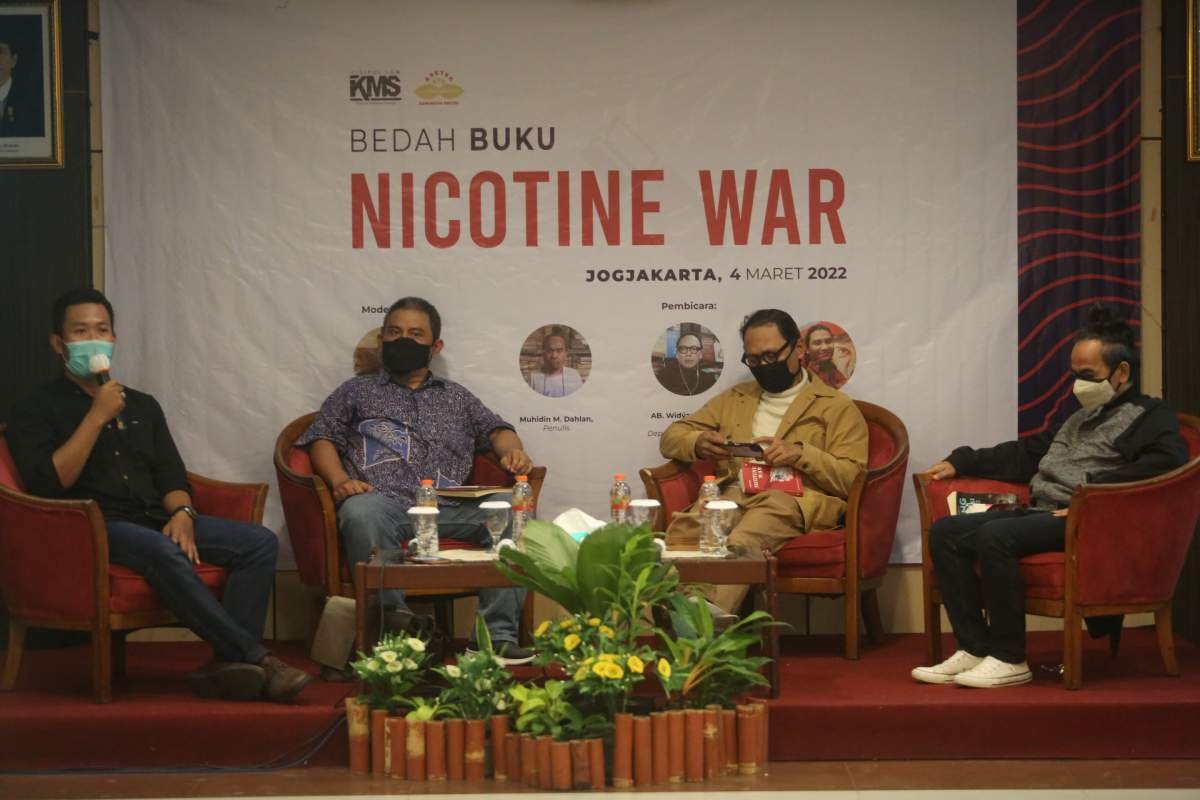 Acara bedah buku Nicotine War