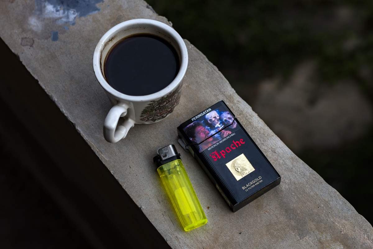 apache black gold