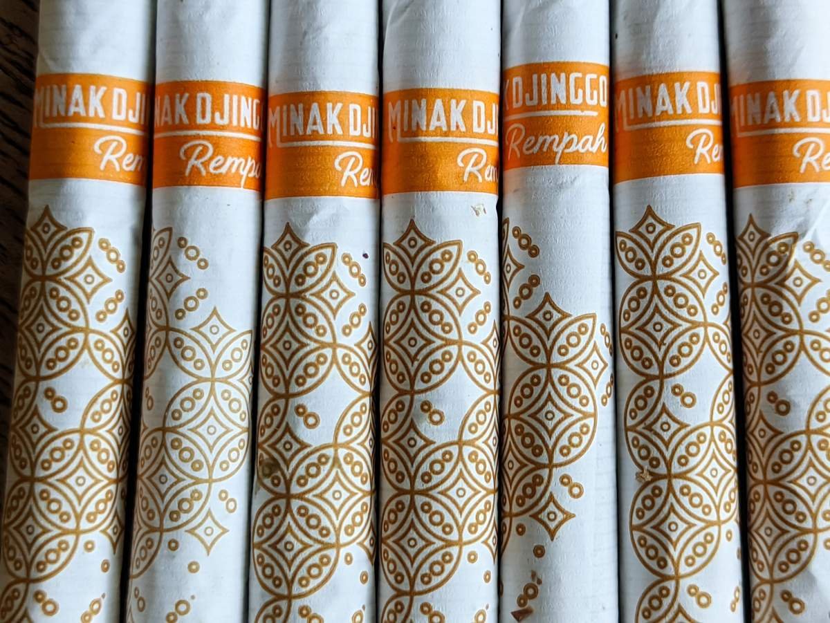 batanagn kretek bermotif batik, minakdjinggo rempah