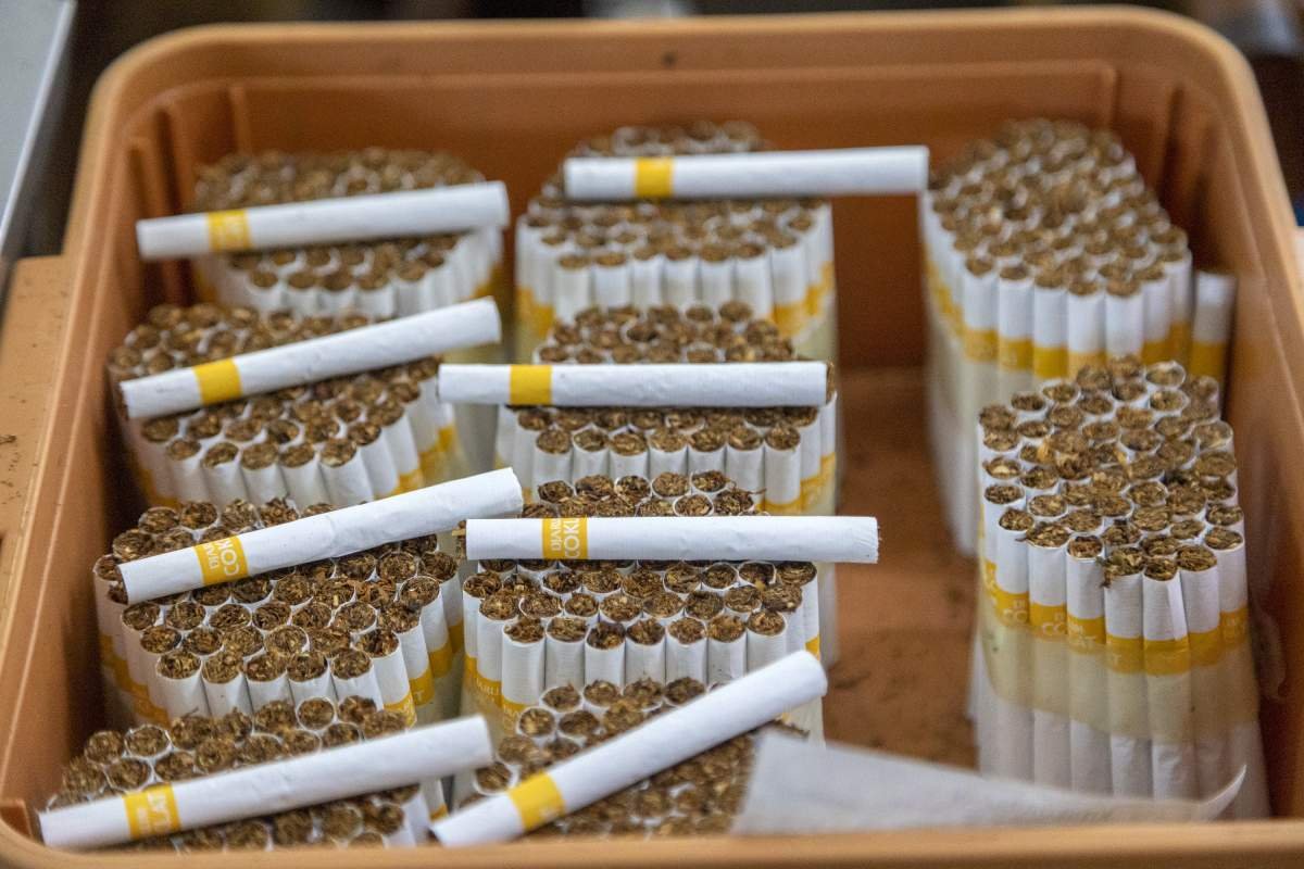 Batangan Djarum Coklat