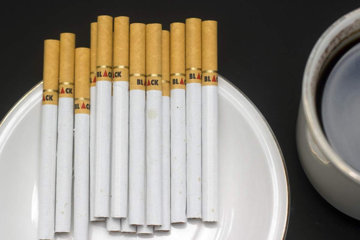 Batangan Rokok Kretek Djarum black