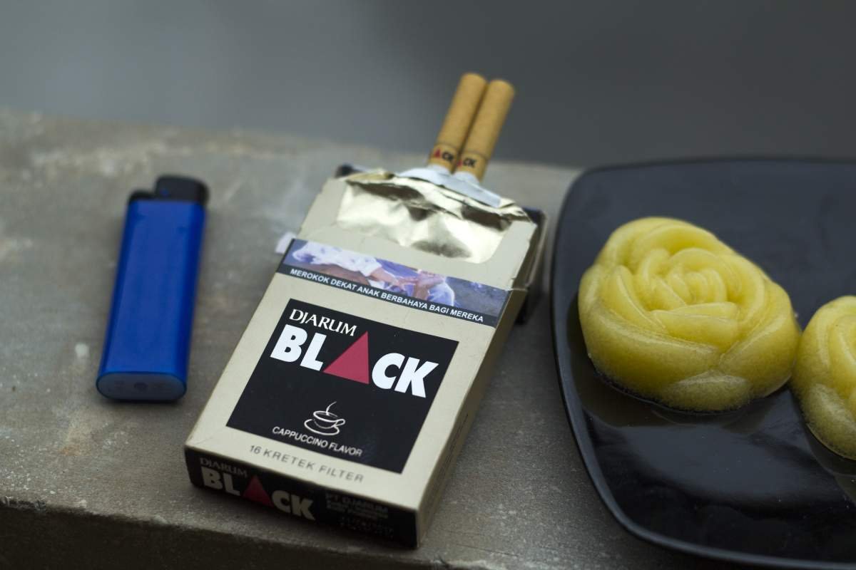 black cappucino by djarum kudus