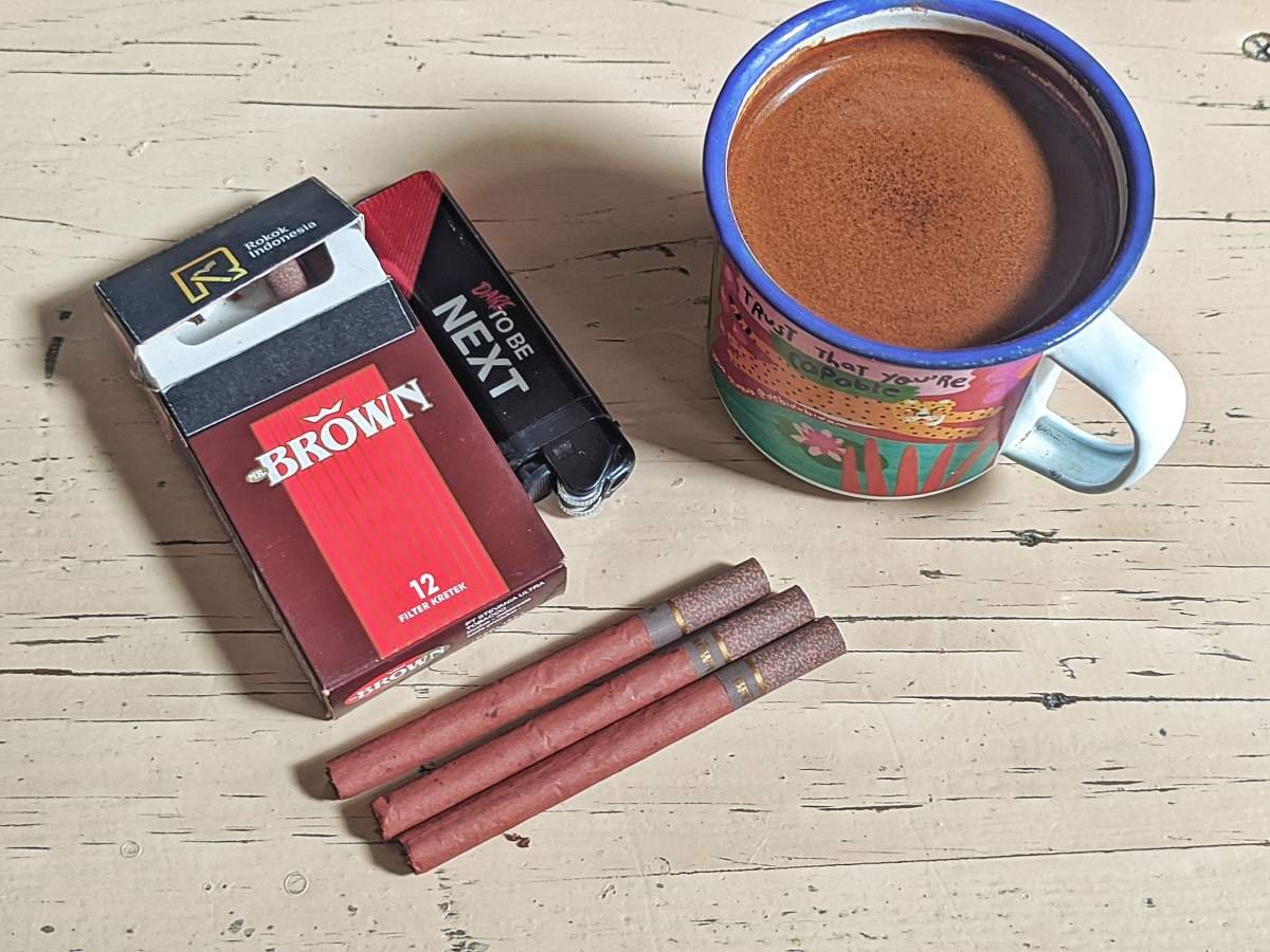 brown skm reguler dari kudus