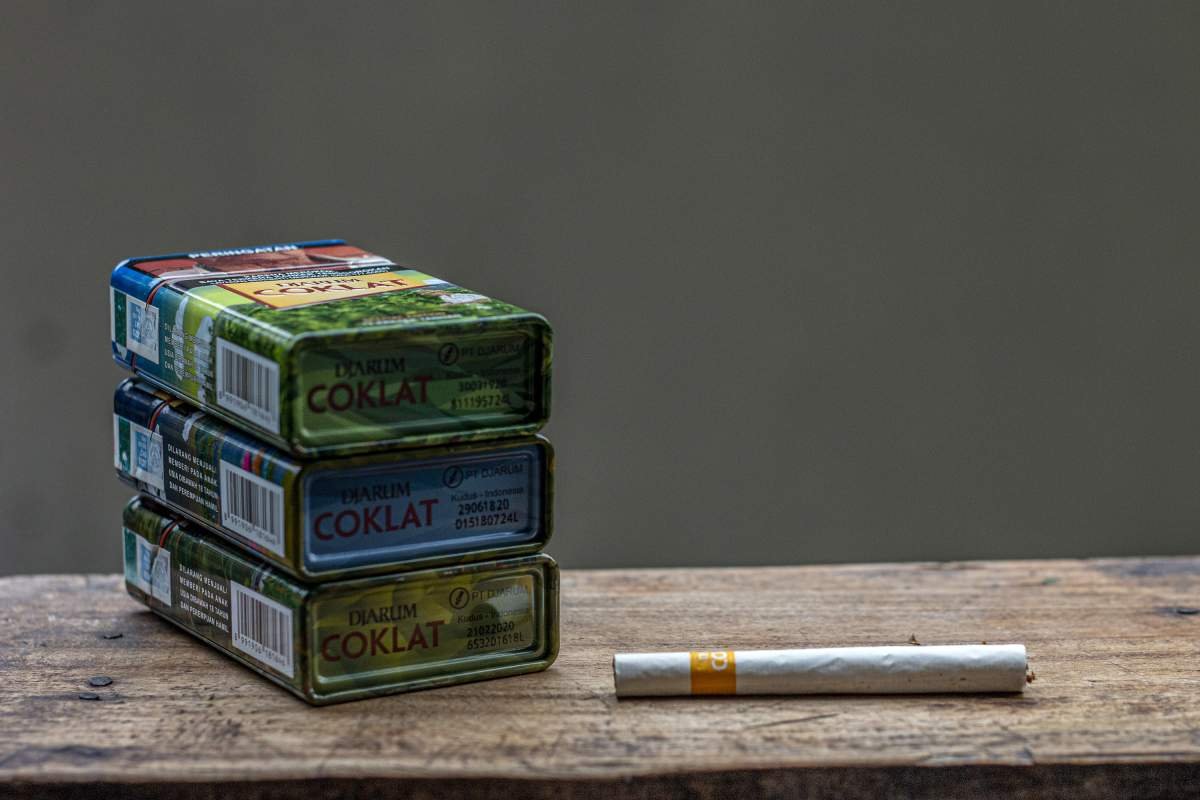 edisi khusus djarum coklat kaleng