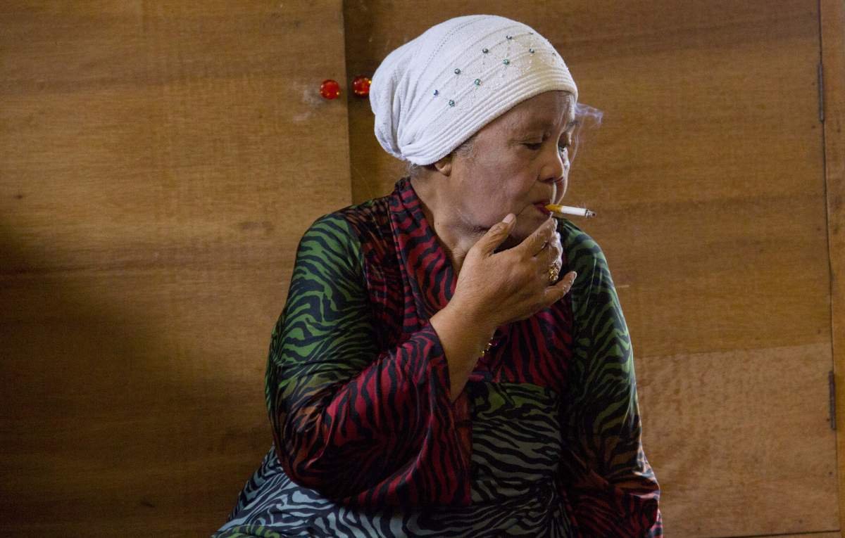 Fatimah Kretekus yang berbahagia di usia tua