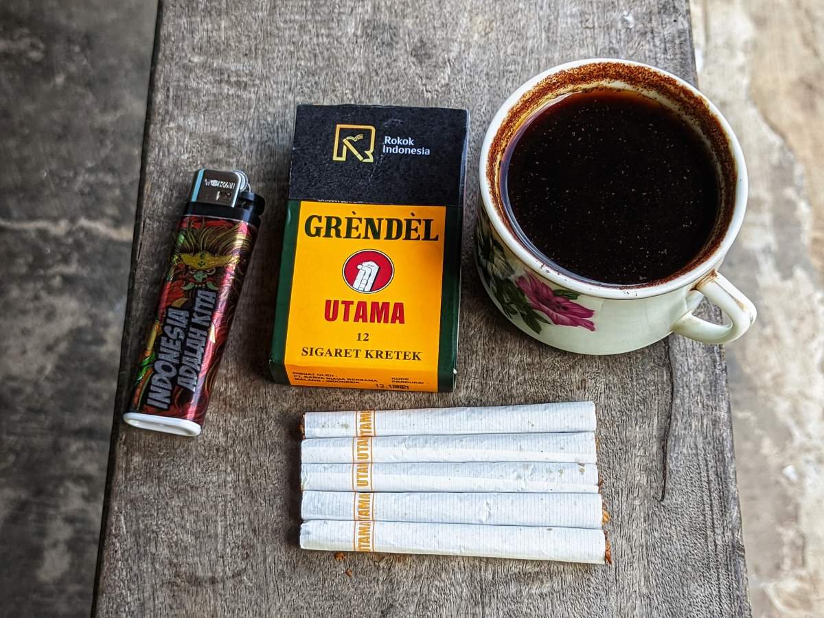 Grendel Utama sigaret kretek tangan