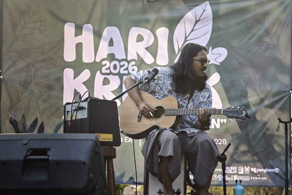 hari kretek feat umar hein