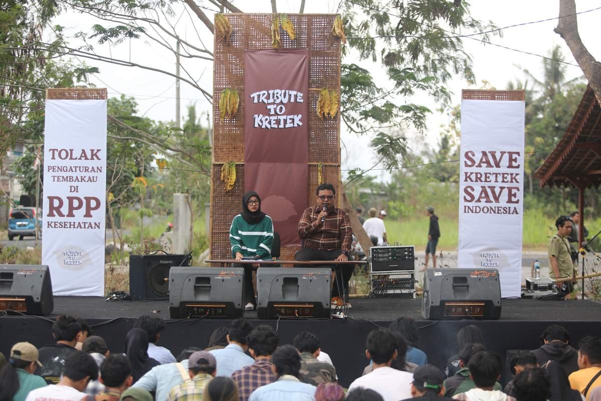Jubir Komtek dan KNPK dalam Tribute to kretek