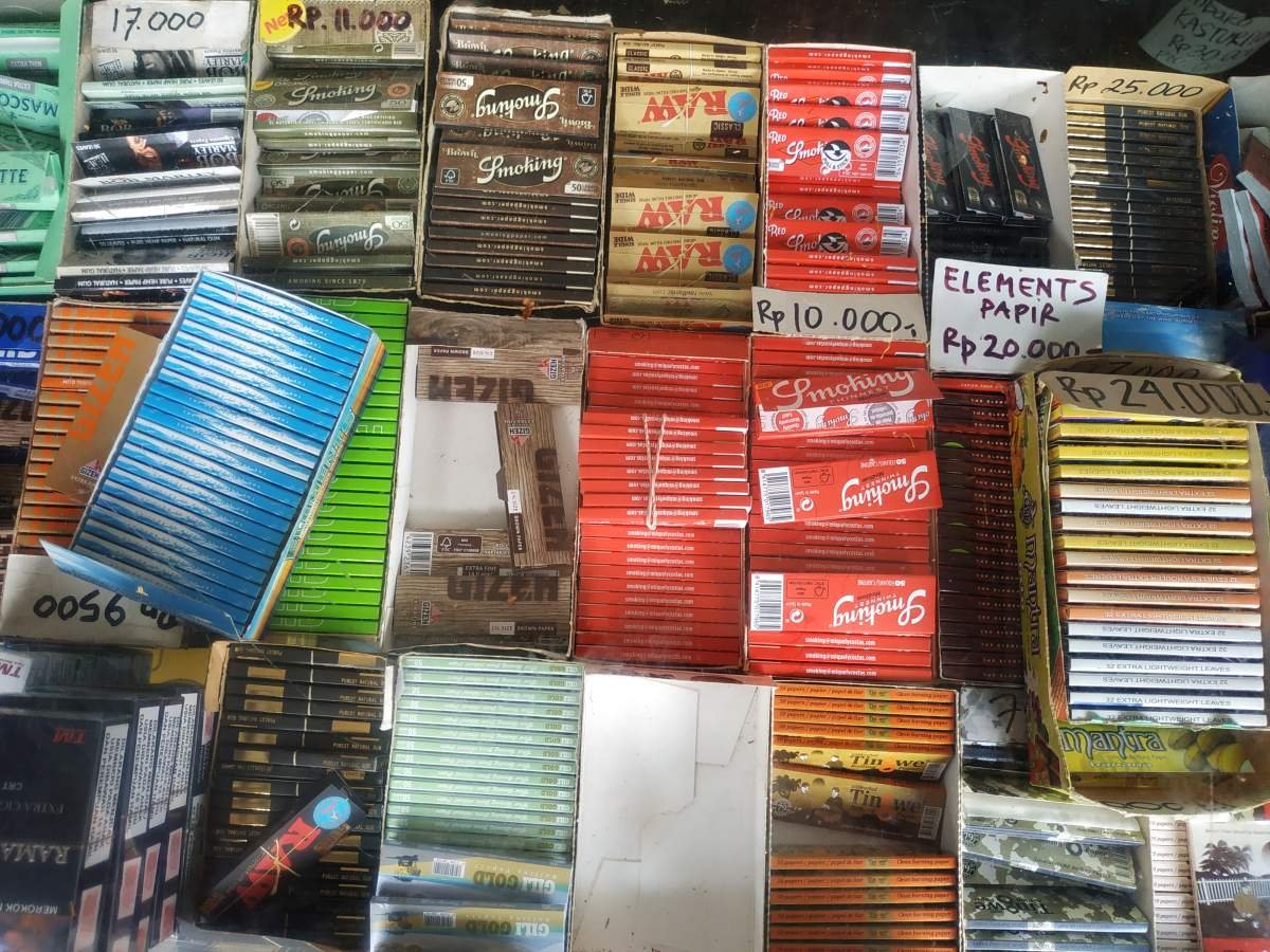 Kertas Rokok Berbagai Brand