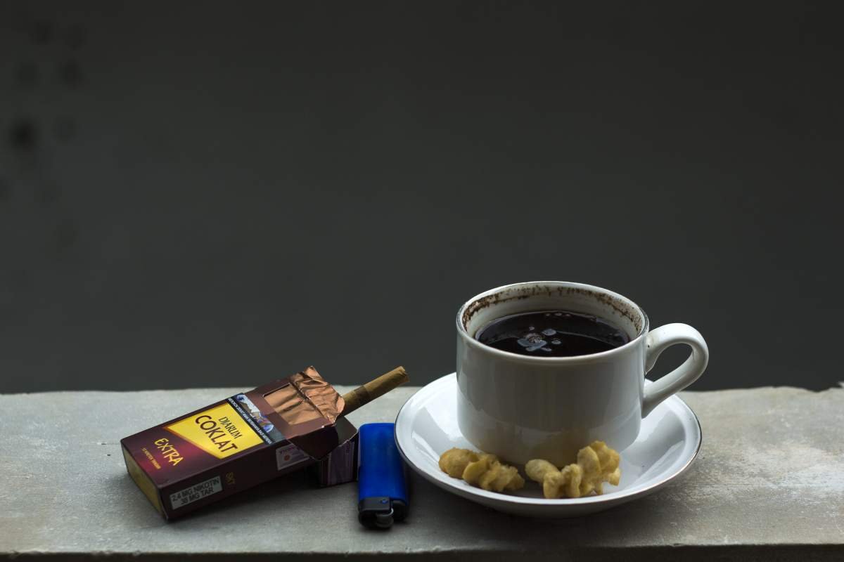 kopi pagi dan djarum coklat extra