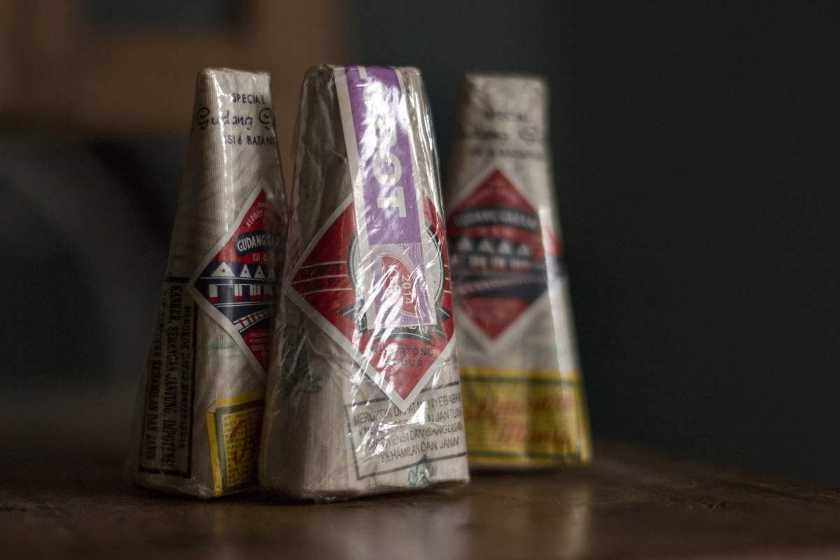 Kretek Klobot Gudang Garam