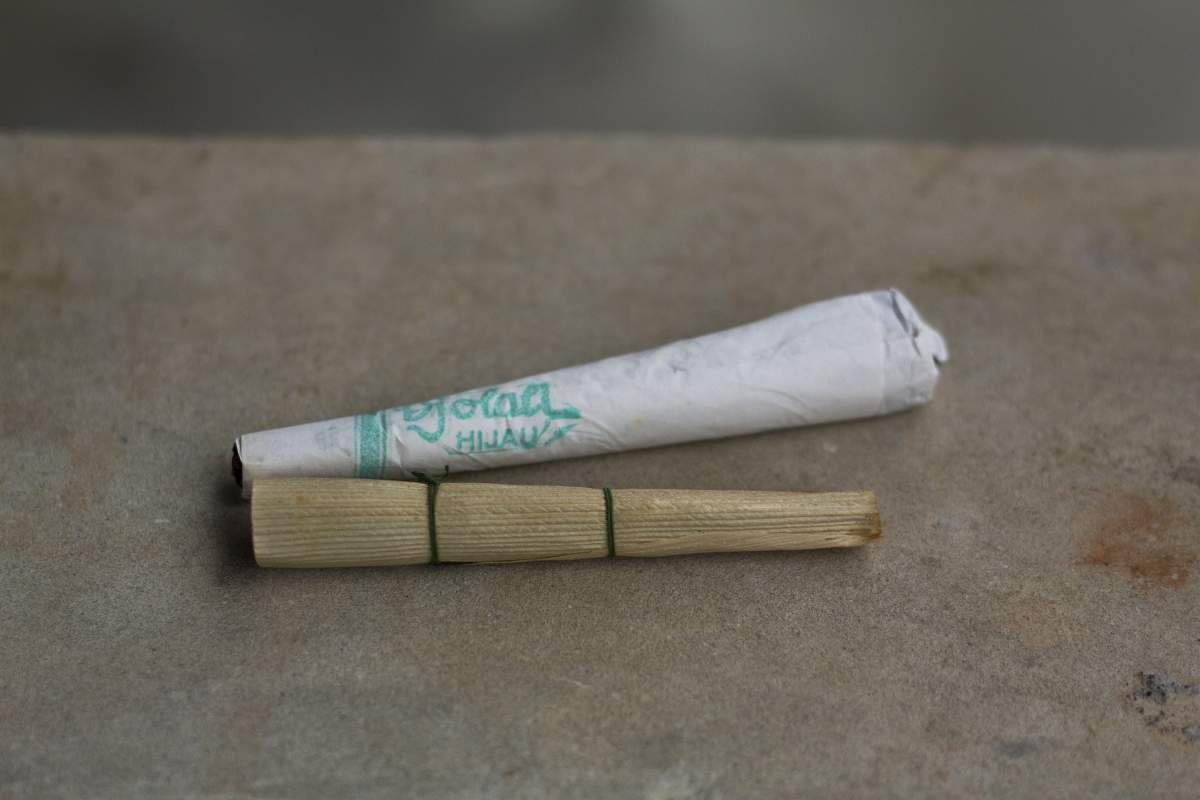 Kretek tradisional Klobot dan kretek kemenyan