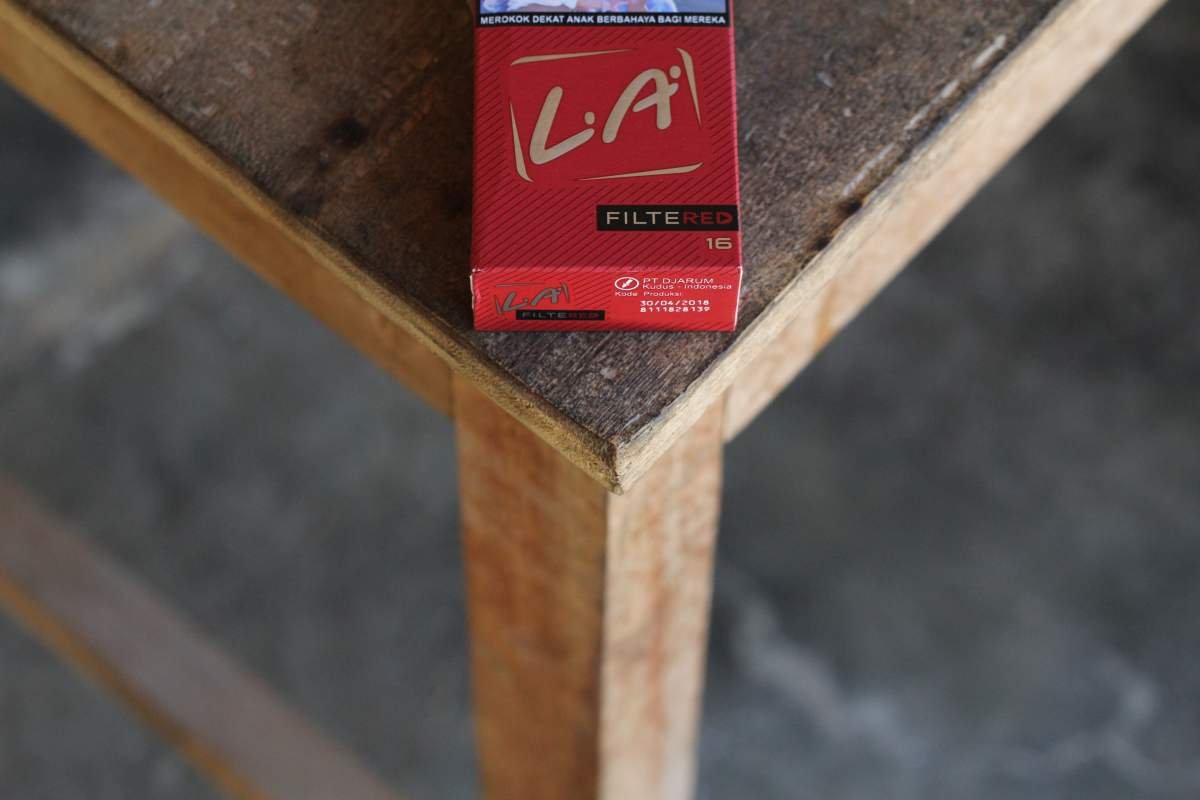 la red mild by djarum kudus