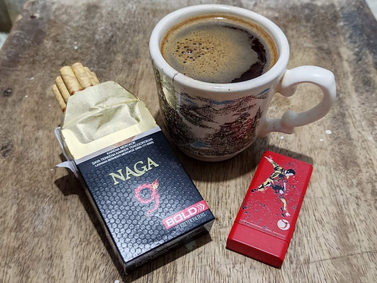 naga 9 bold