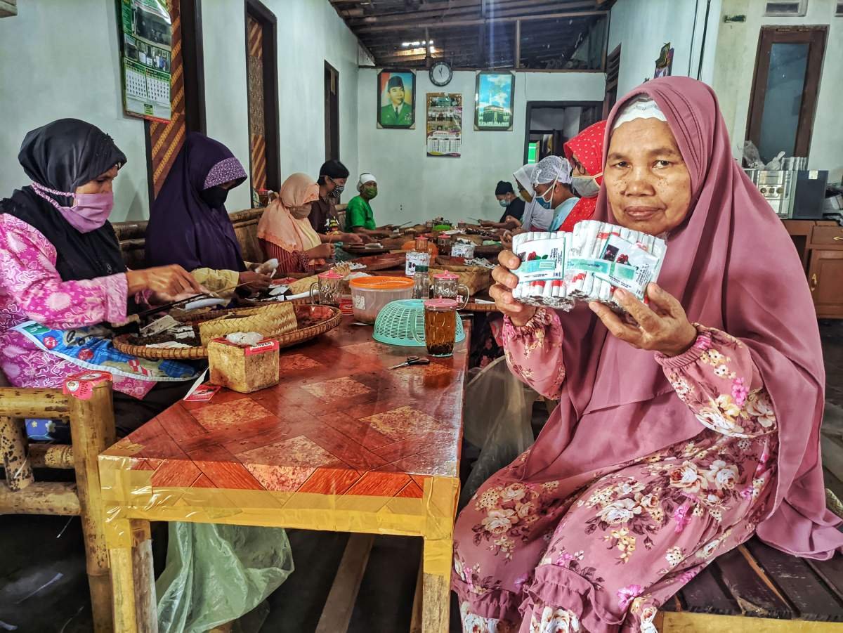 Pabrik Rokok Dua Mawar Purworejo