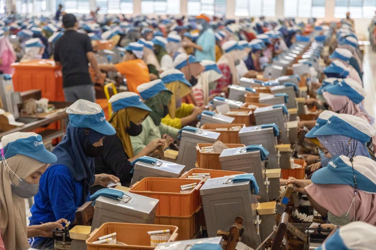 Pabrik rokok pt djarum kudus