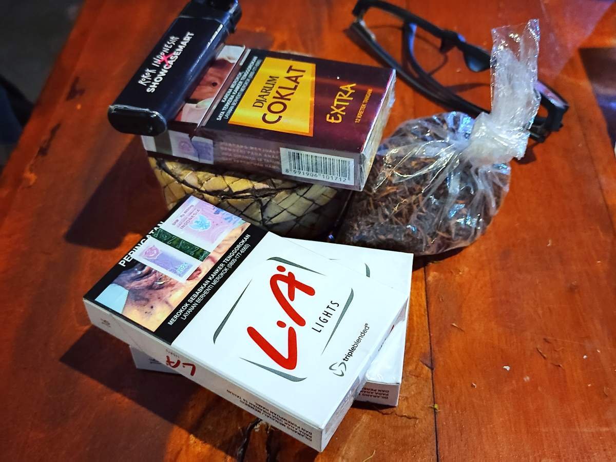 pasangan serasi la lights dan djarum coklat extra