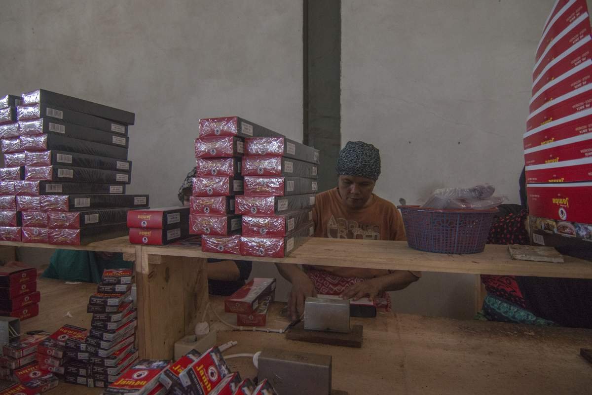 Pekerja Pabrik Rokok Djambu Kudus