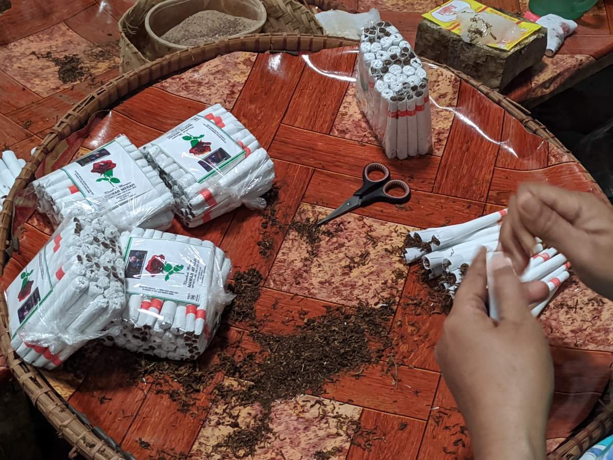 pelinting rokok menyan pabrik rokok mawar purworejo
