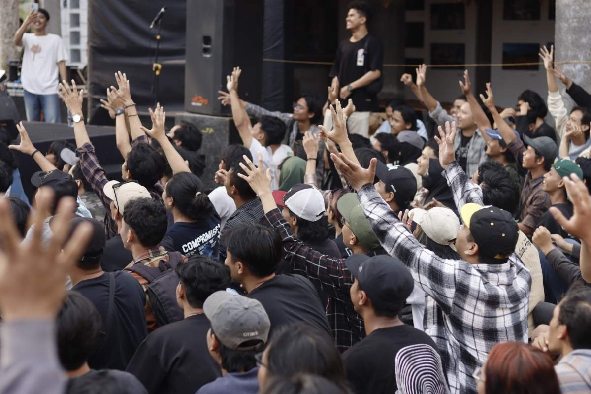 Penonton Tribute To Kretek