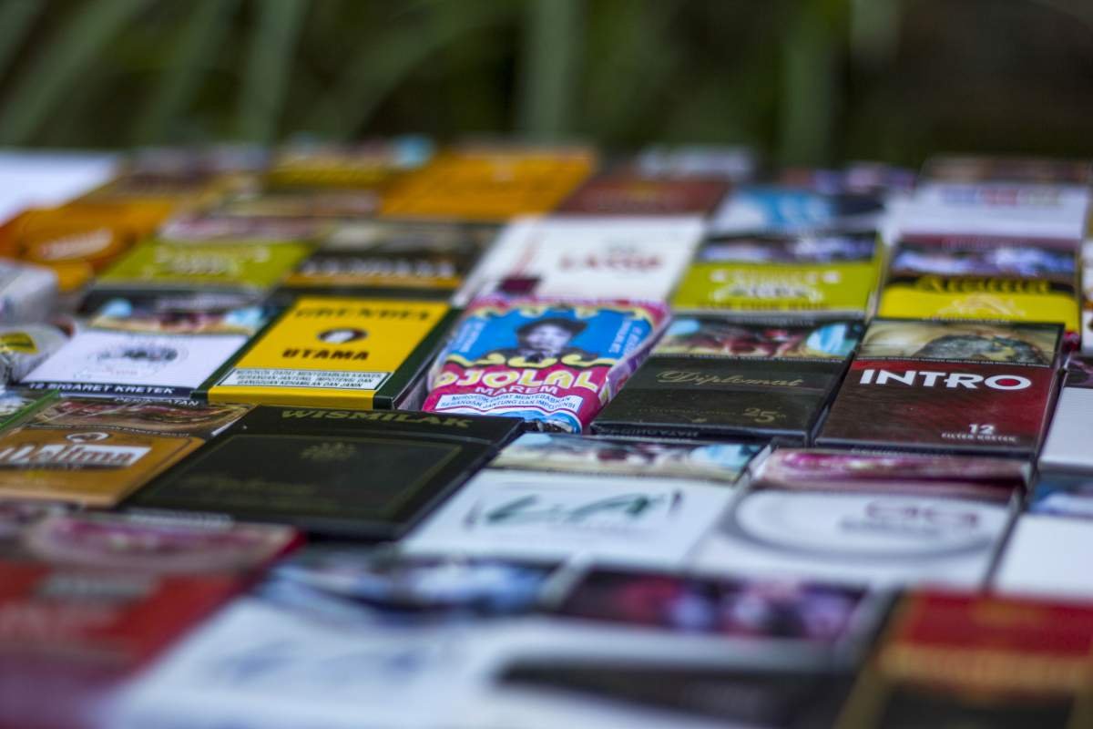 Ragam Warna BUngkus Rokok Kretek