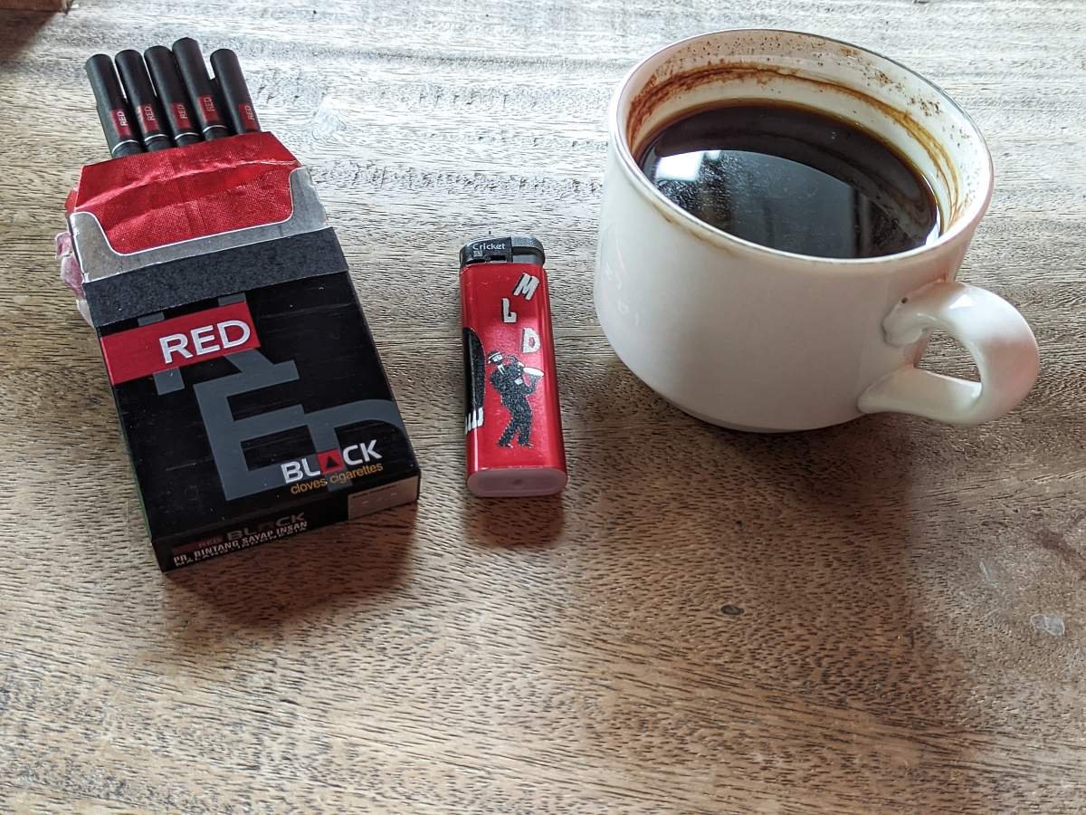red black clove 16