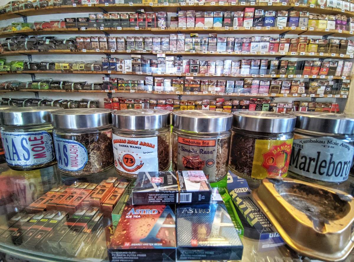 Rokok Kretek dan Tembakau