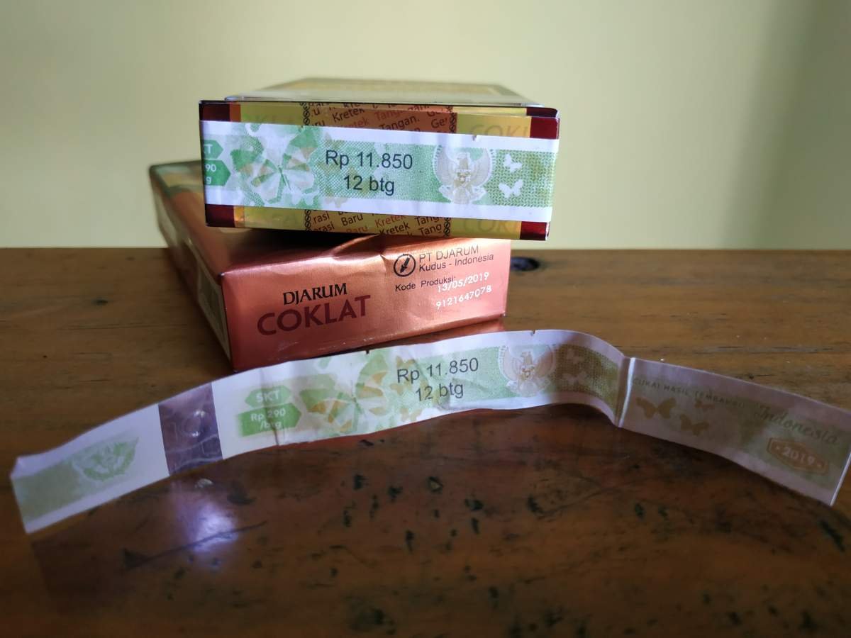 ROkok Kretek Djarum Coklat