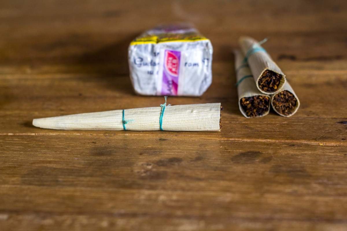 Rokok Kretek Klobot Gudang Garam
