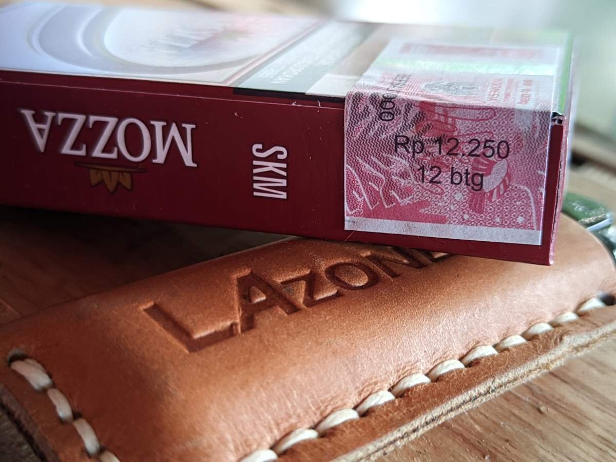 Rokok Mozza