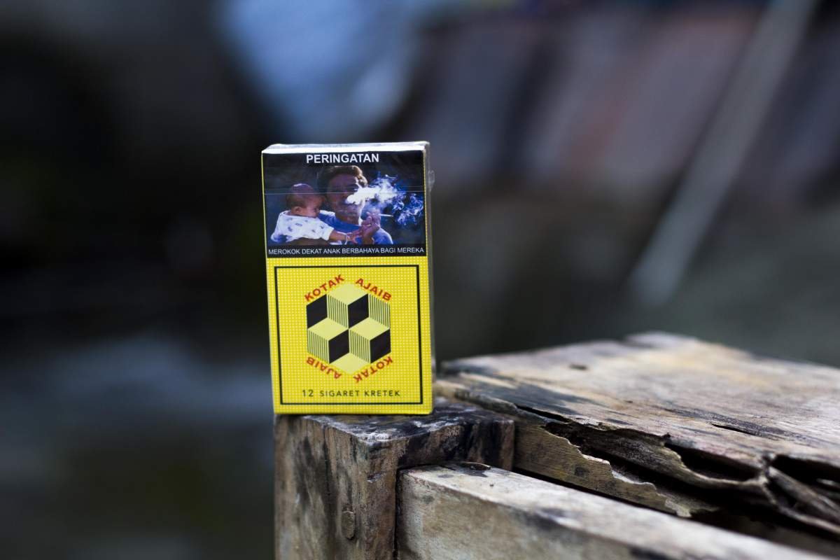 Rokok SKT Kotak Ajaib