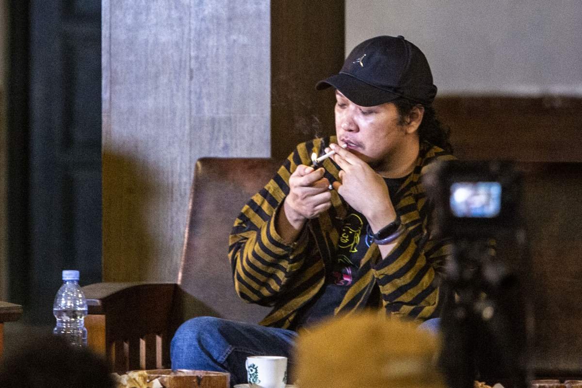 Sabrang Noe Letto sebat dalam sebuah acara bedah buku Nicotine War