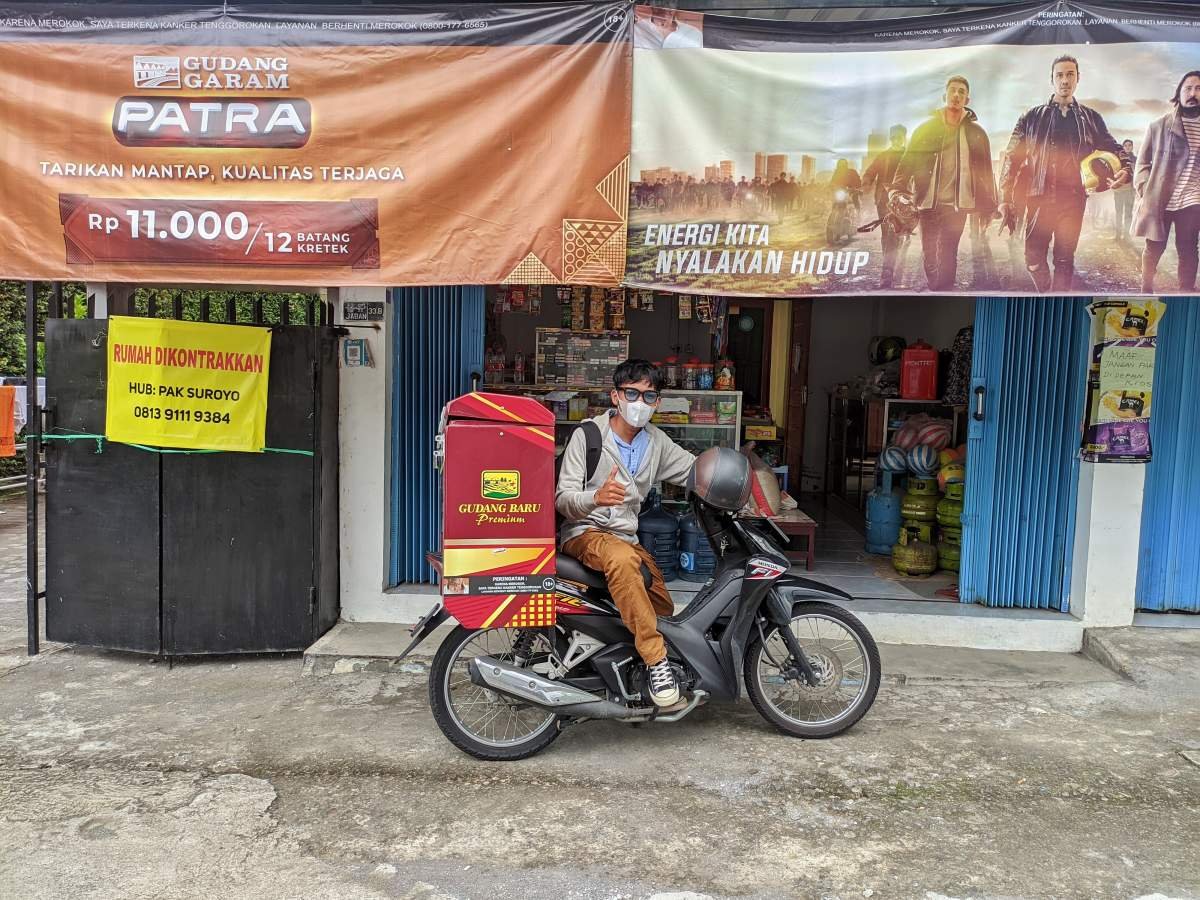 Sales rokok Gudang Baru