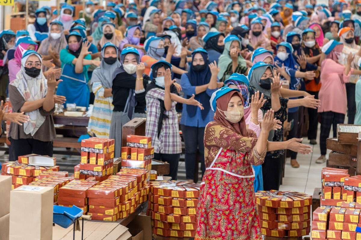 Senam Gembira Ala Buruh Pabrik Djarum