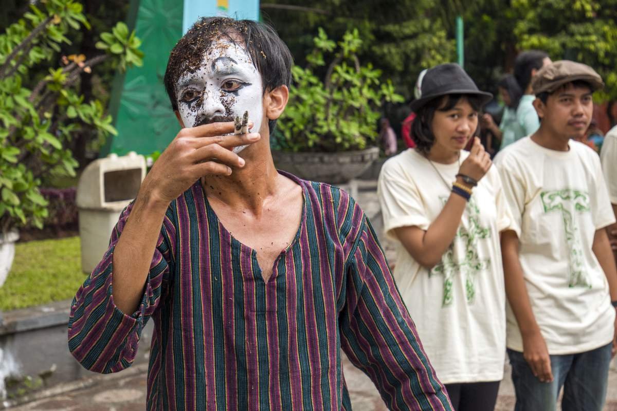 seni jalanan Wanggi Hoed peringati HTTS di Bandung