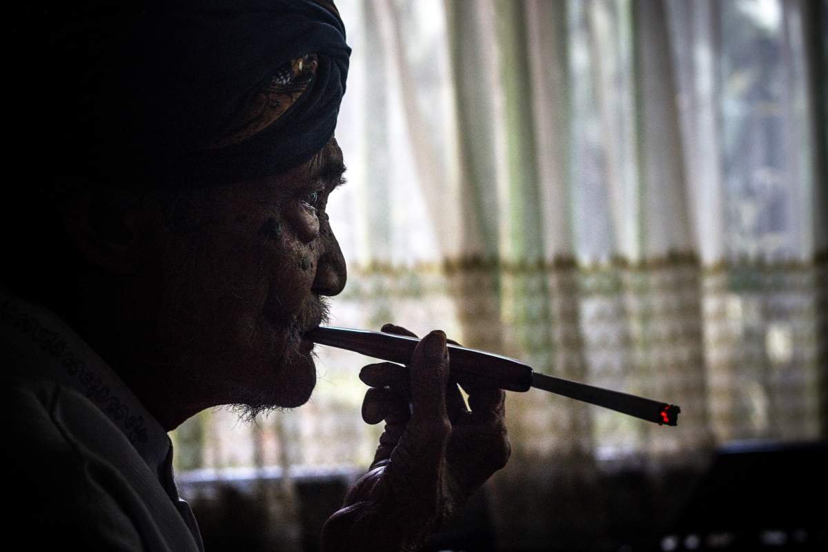 Silhuette Wajah Darto Sari legenda Seni dan Budaya Dusun Tutup Ngisor