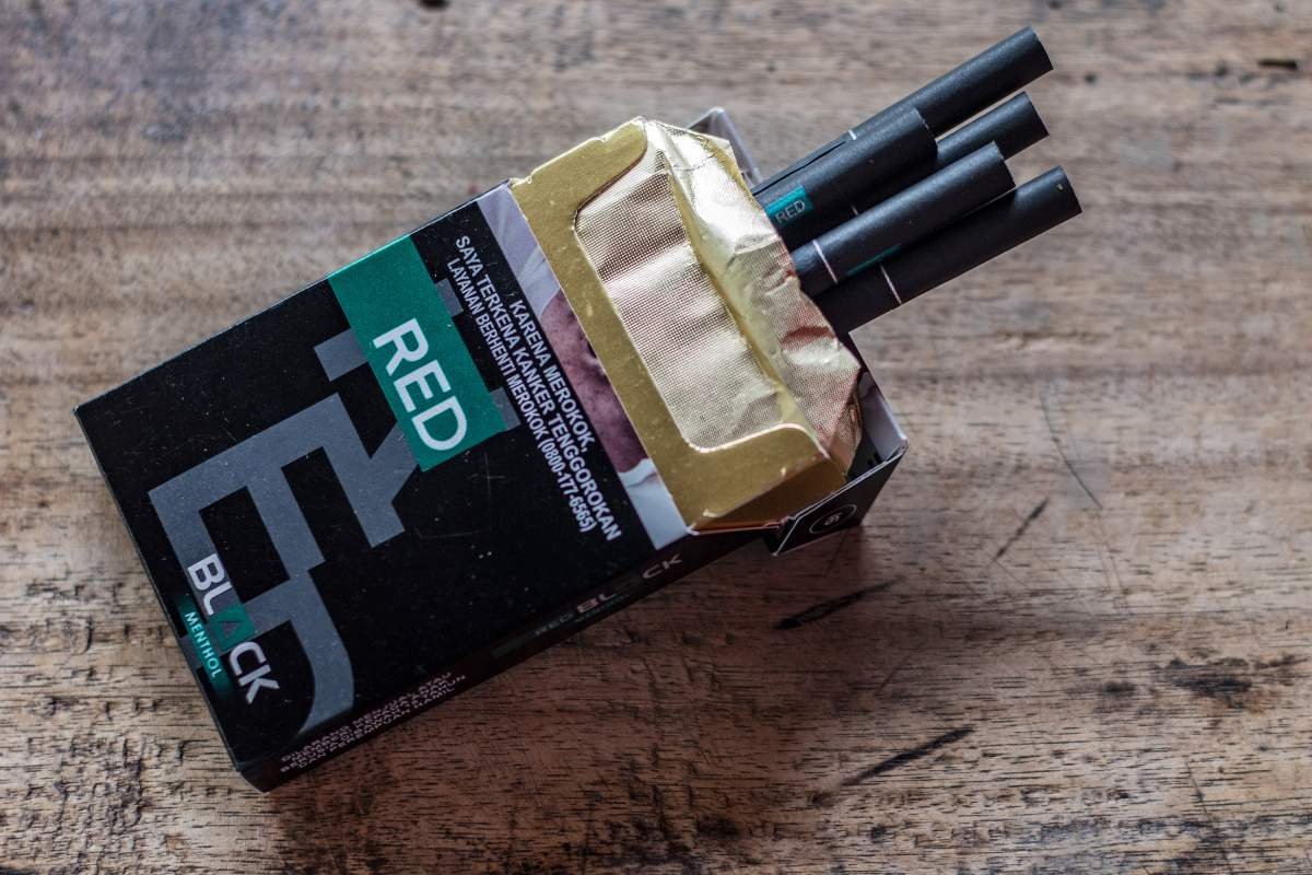 skm red black menthol kretek filter