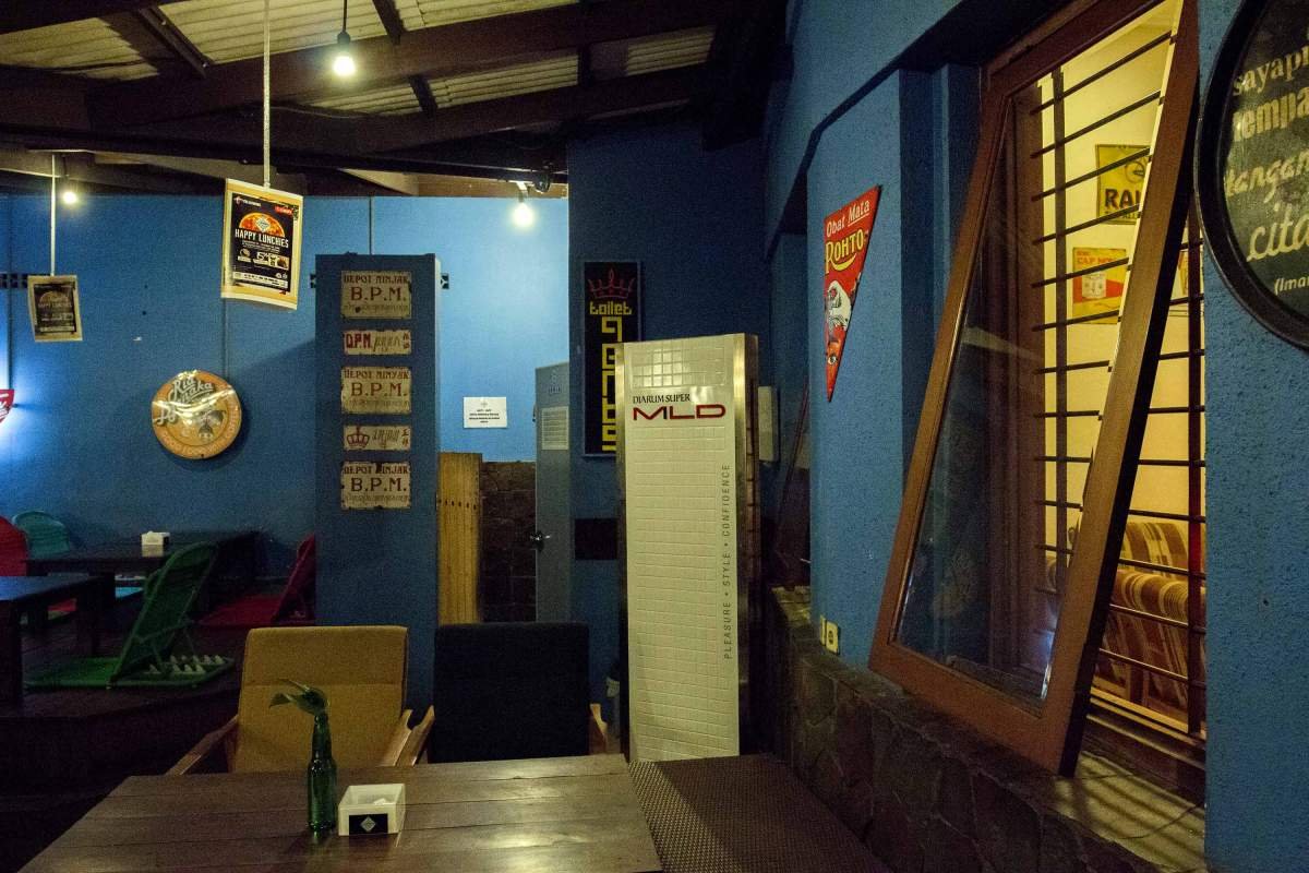 Sudut cafe di Malang