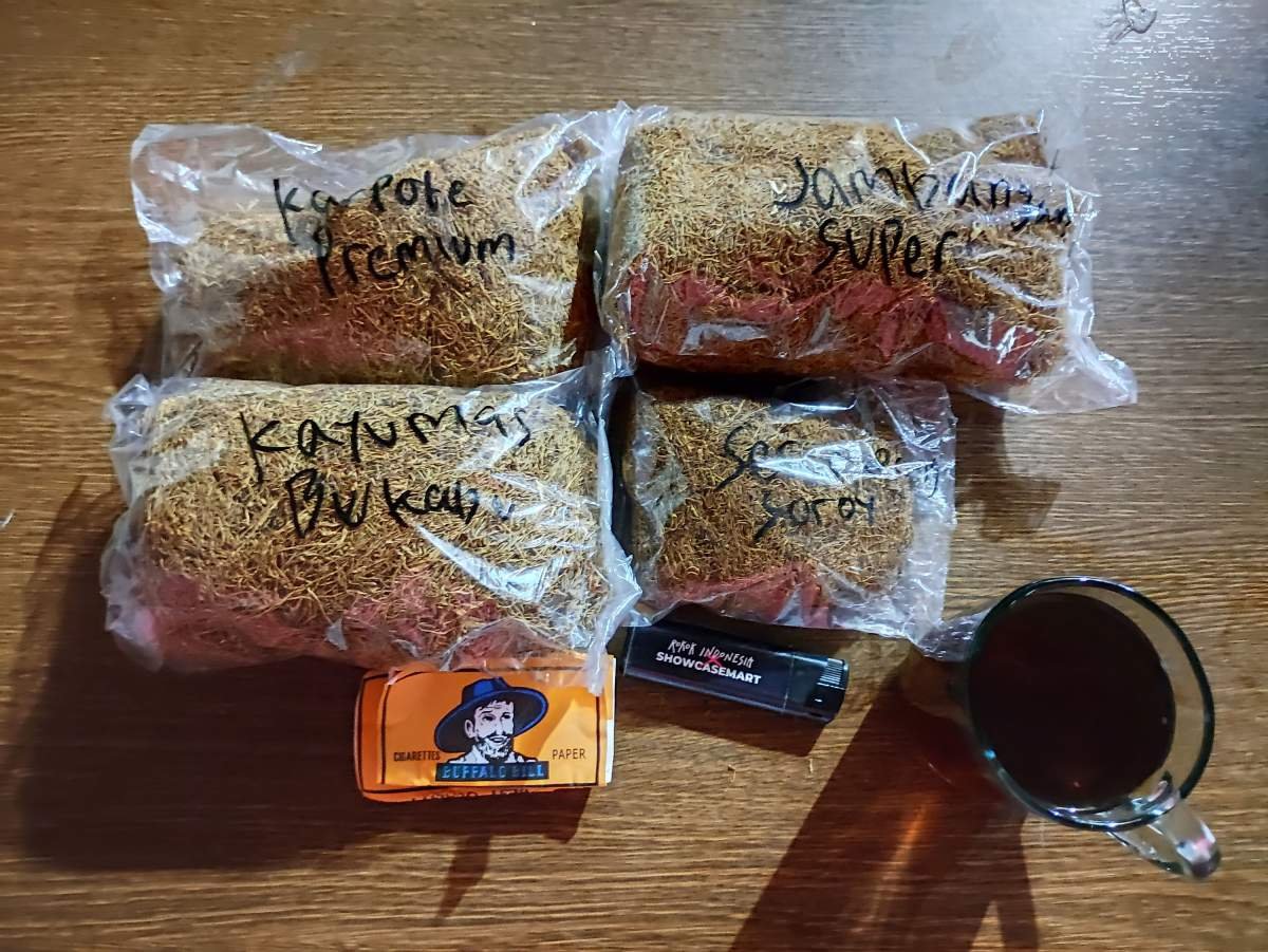 Tembakau dalam plastik