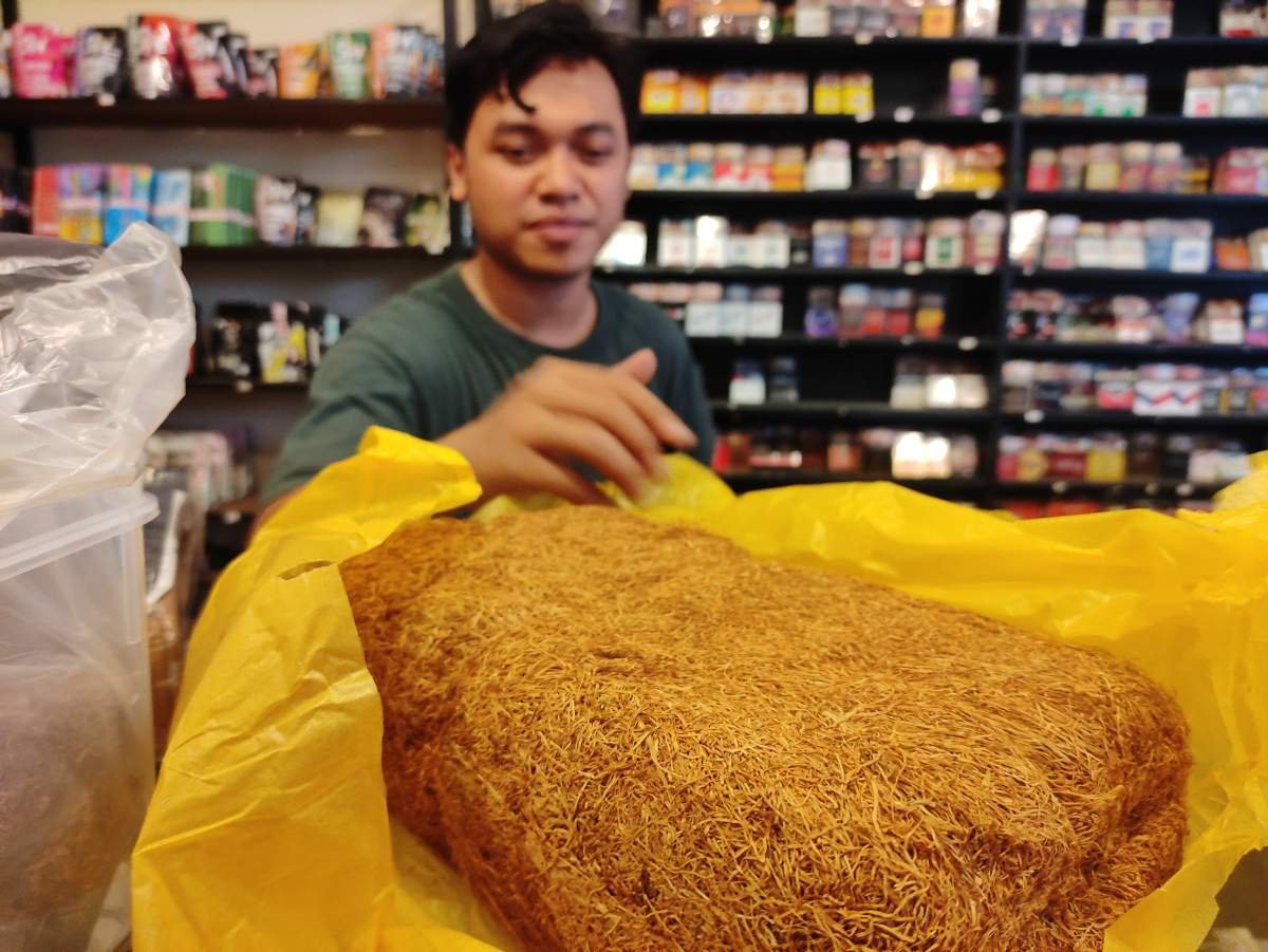 Tembakau karpote di toko Aroma Nologaten