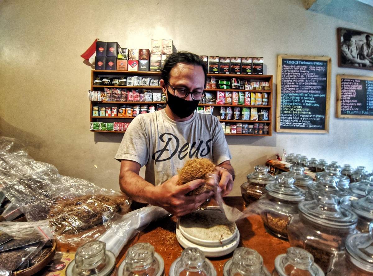 Tembakau Kedai Laksmi