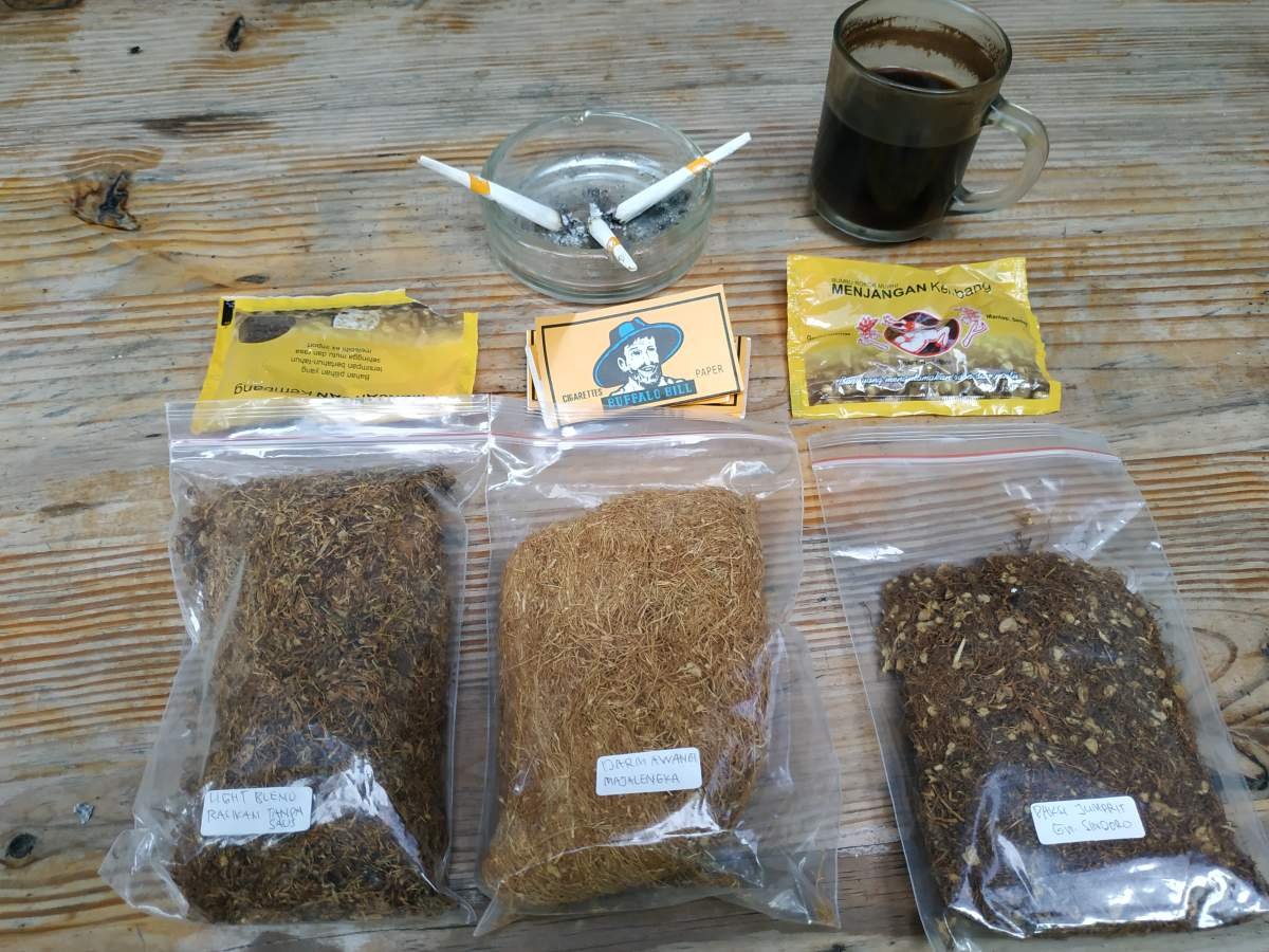 Tembakau tingwe dari yang halus sampai yang keras