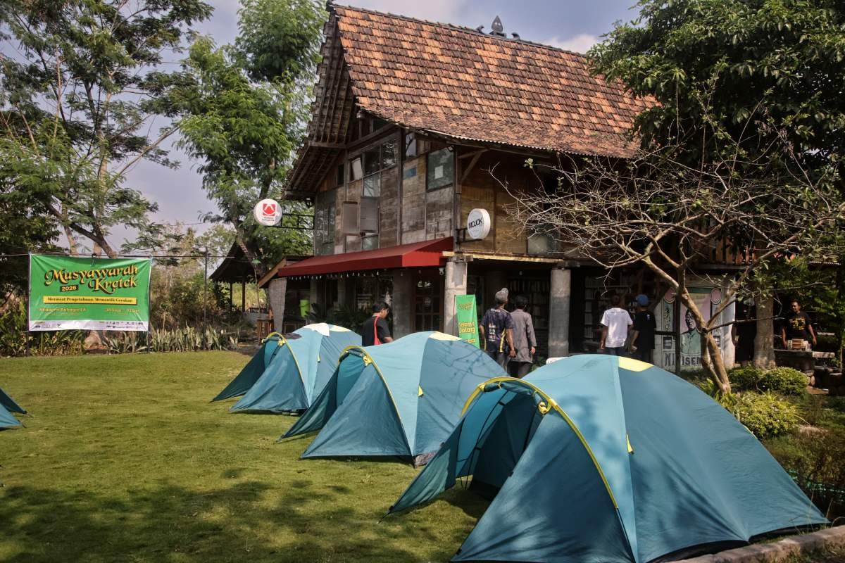 tenda peserta di akademi bahagia