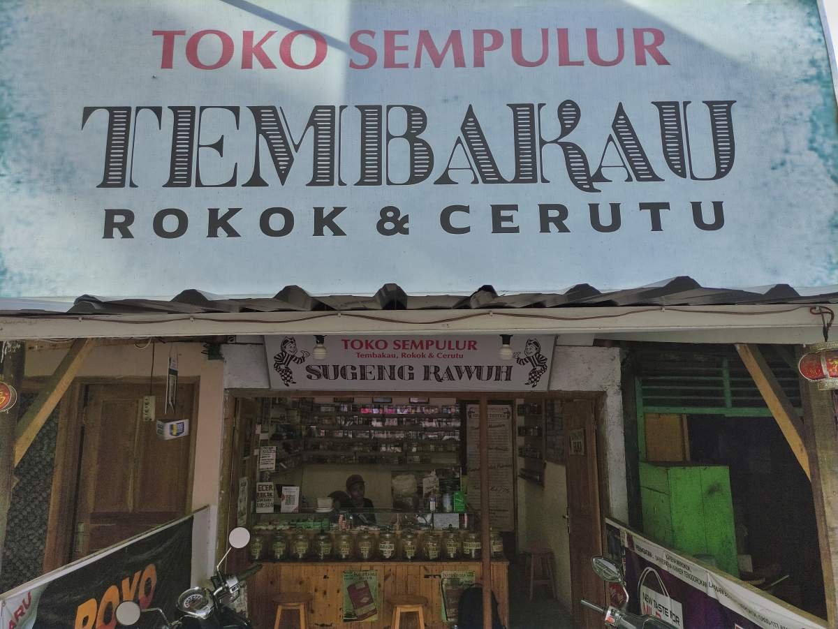 Toko Sempulur