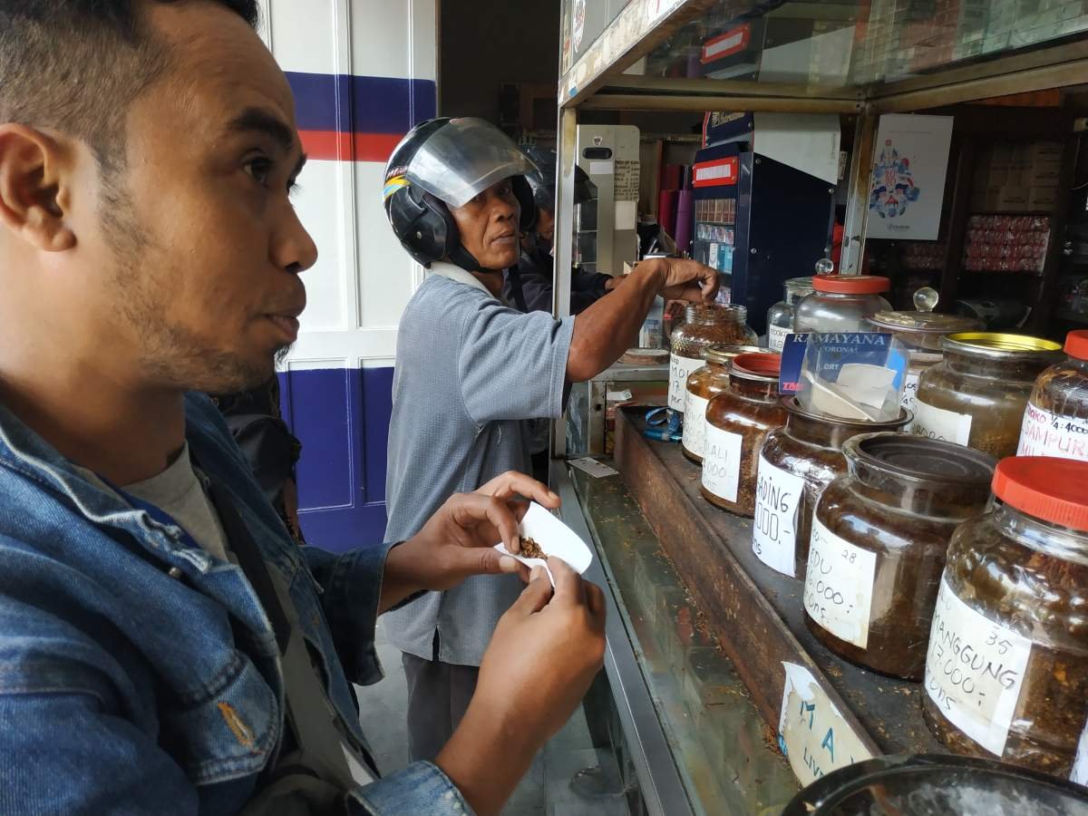 Toko Wiwoho Tugu