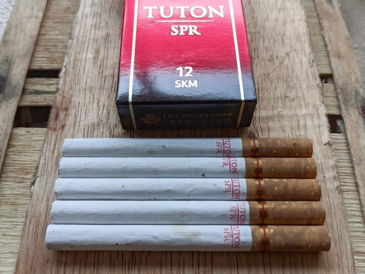 tuton spr yang batangannya mirip super