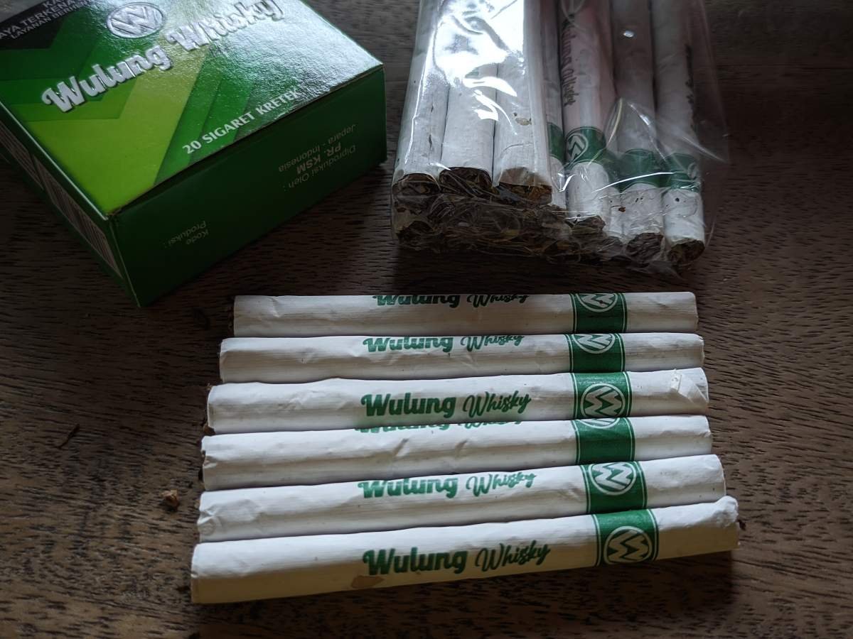 wulung whisky sigaret kretek tangan